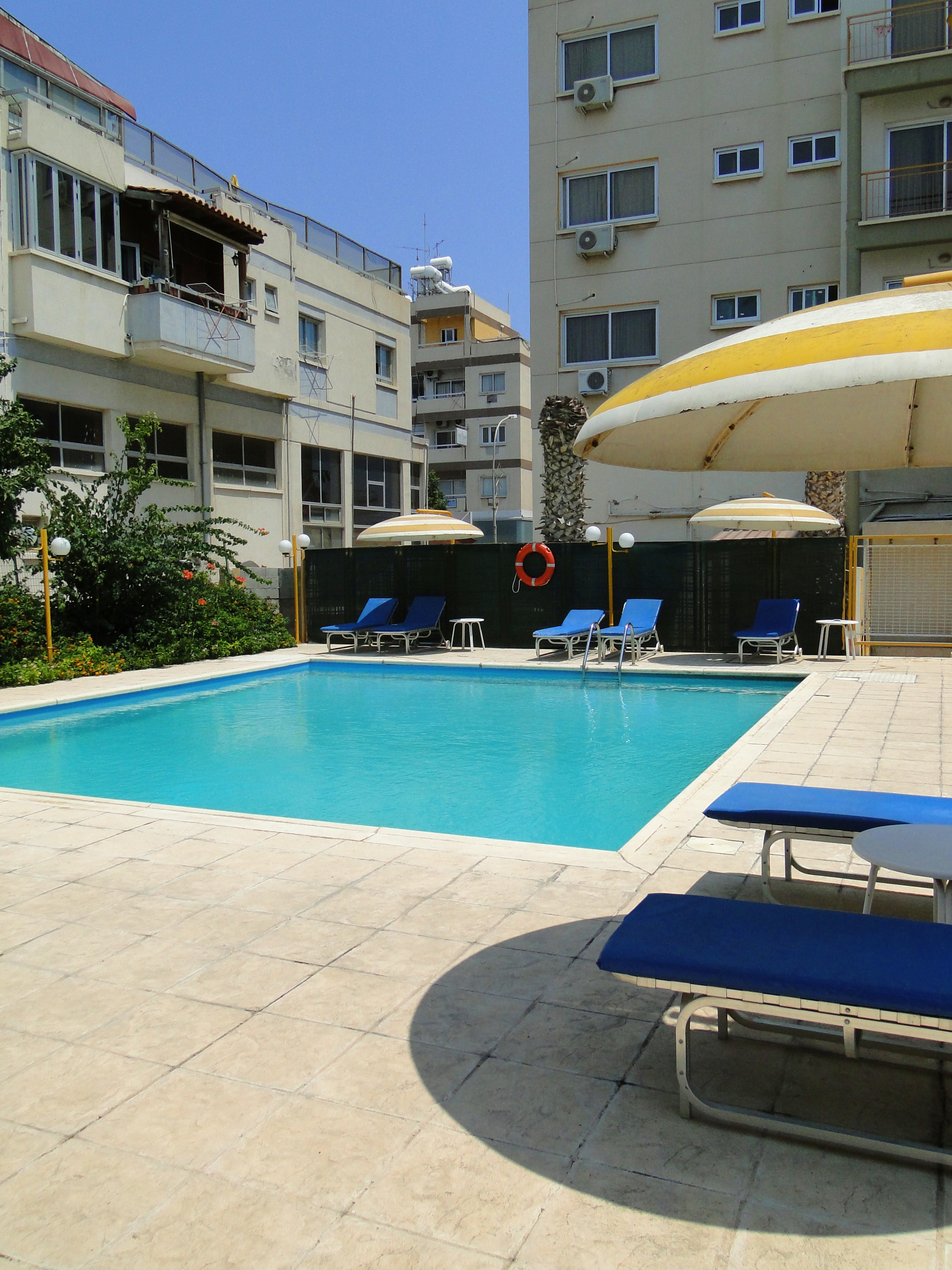 Sunflower Hotel Apartments, Larnaca 35/36