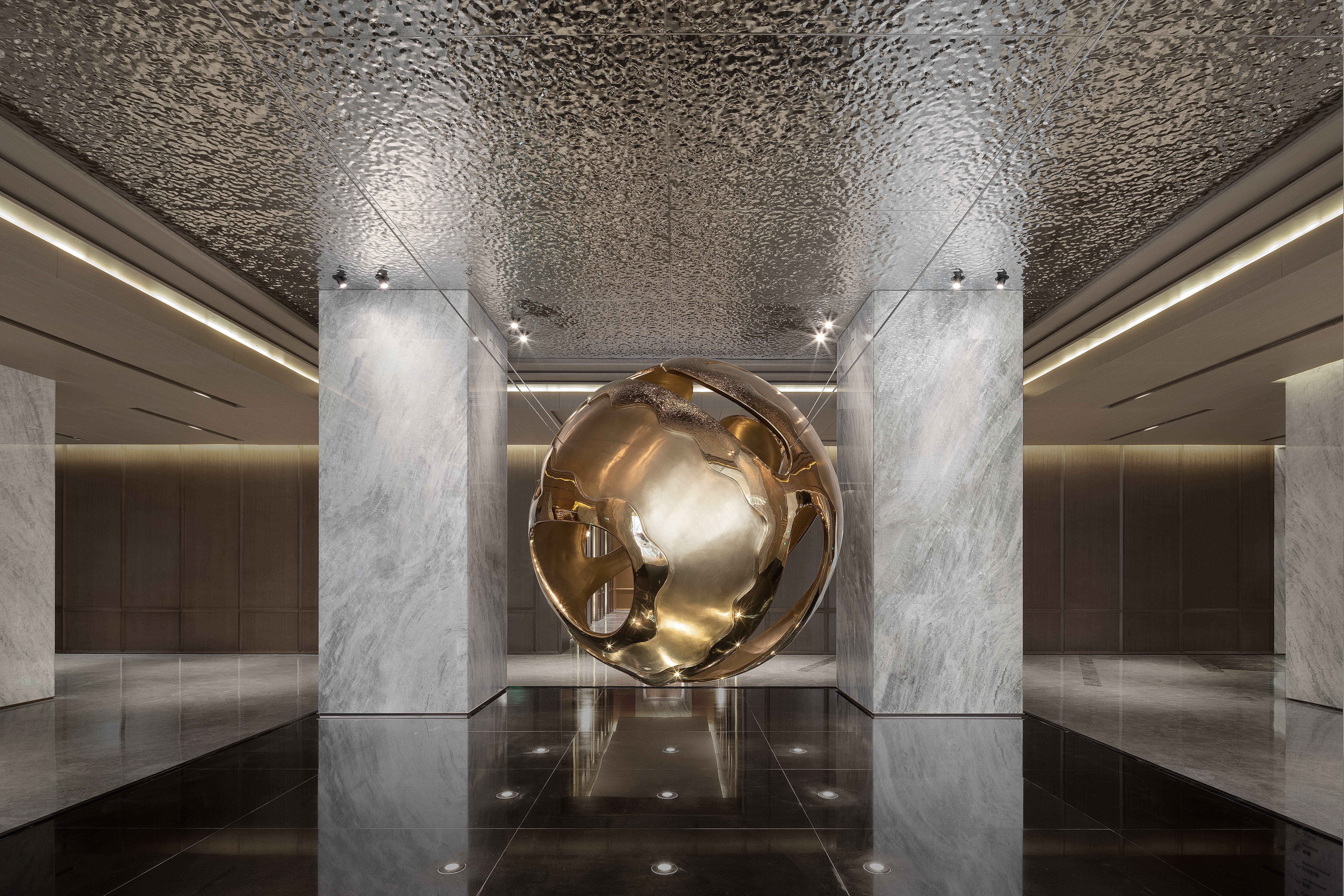 Holiday Inn Shanghai Huaxia 27/50