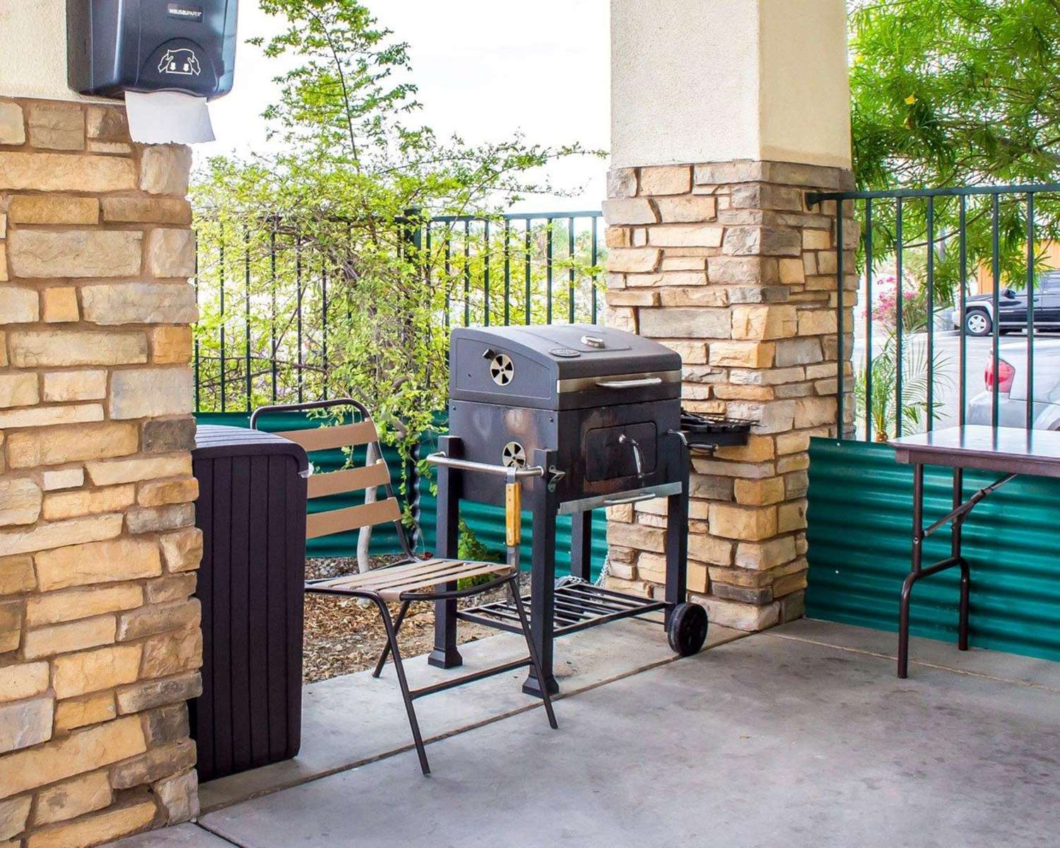 Comfort Inn & Suites Yuma I-8 4/14
