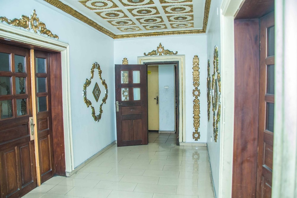 Muriela Hotels 7/45