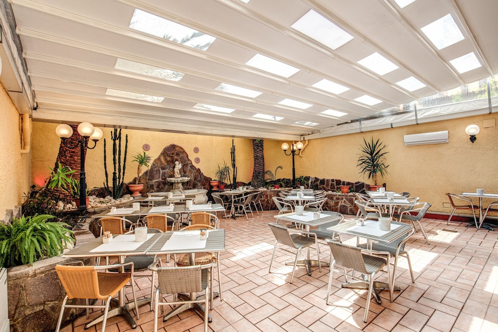 Hotel Verona Rome 46/56