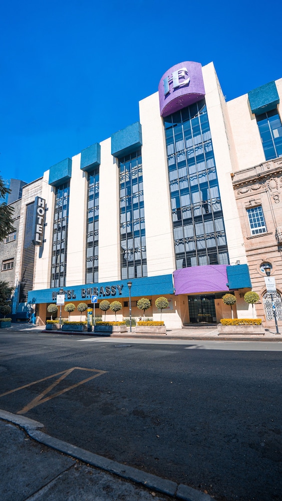 Hotel Embassy 6/48