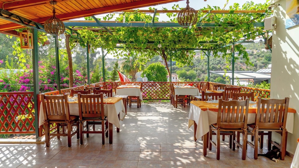 St. Nicholas Pension 27/50