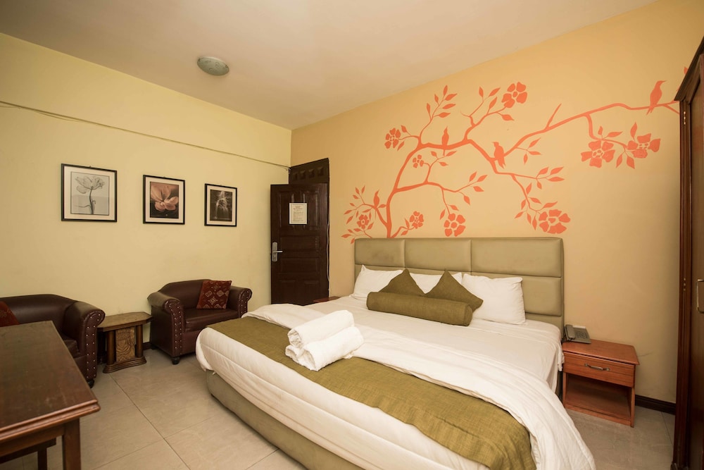غرفة قياسية بسرير مزدوج أو سريرين منفصلين، Niagara Hotel 2/8