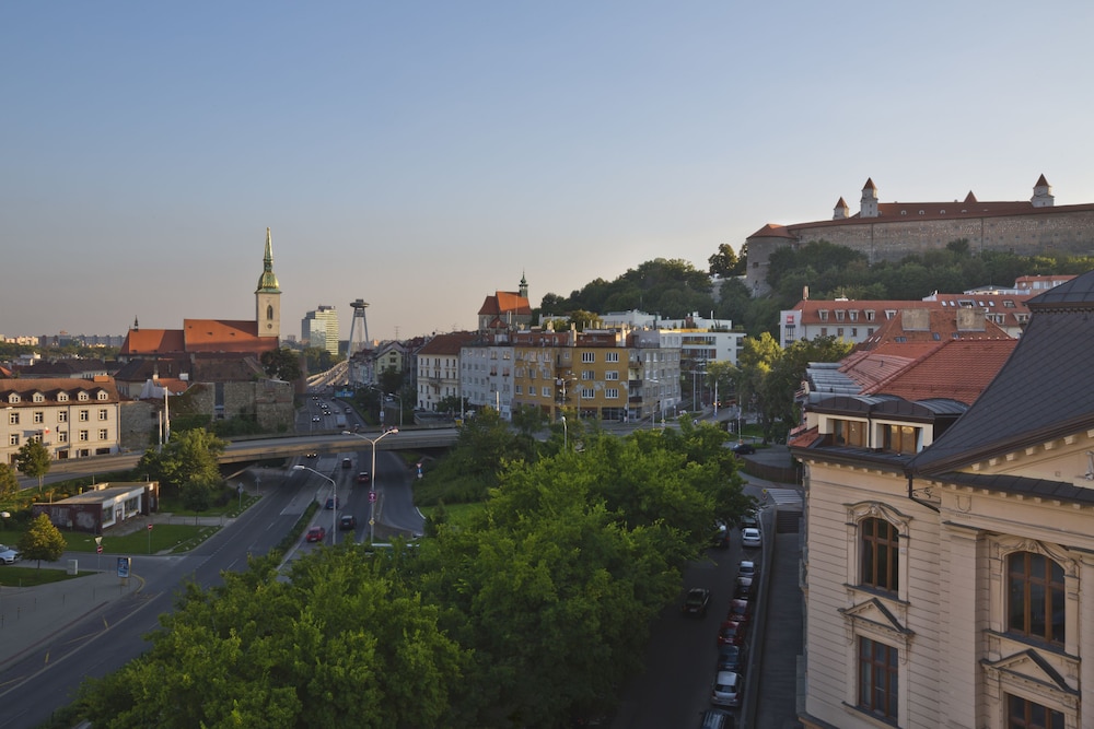 Falkensteiner Bratislava 64/64