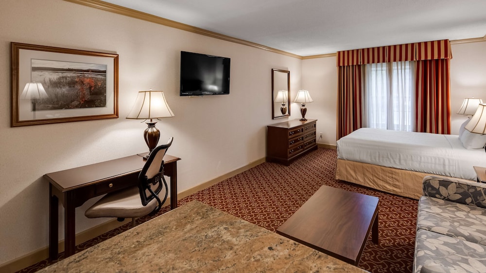 Best Western Plus Morristown Inn 22/40