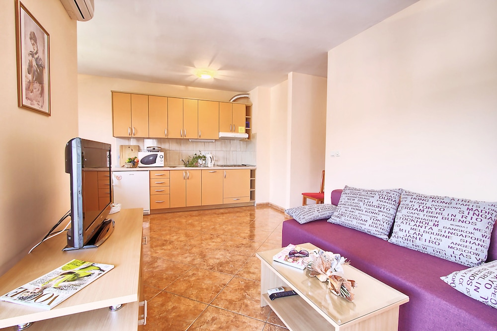 VILLA ERNA 28/61