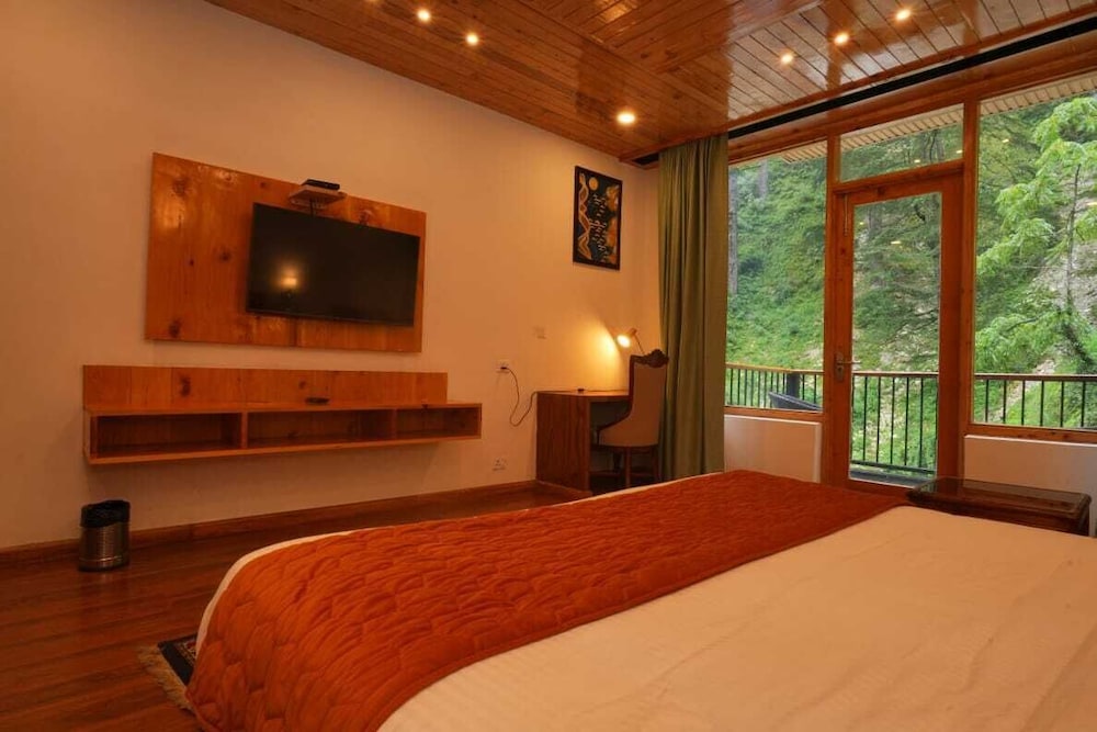 Bradhi – Echor Riverside Resorts Jibhi 18/32