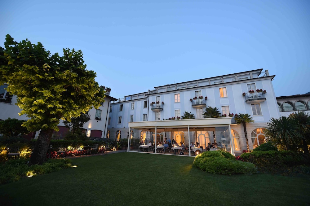 Hotel Rivalago 1/50
