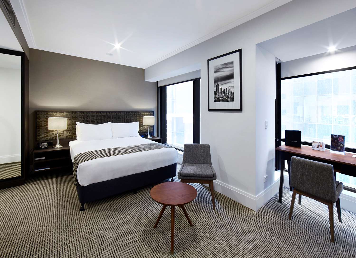 Superior, Queen Bed
