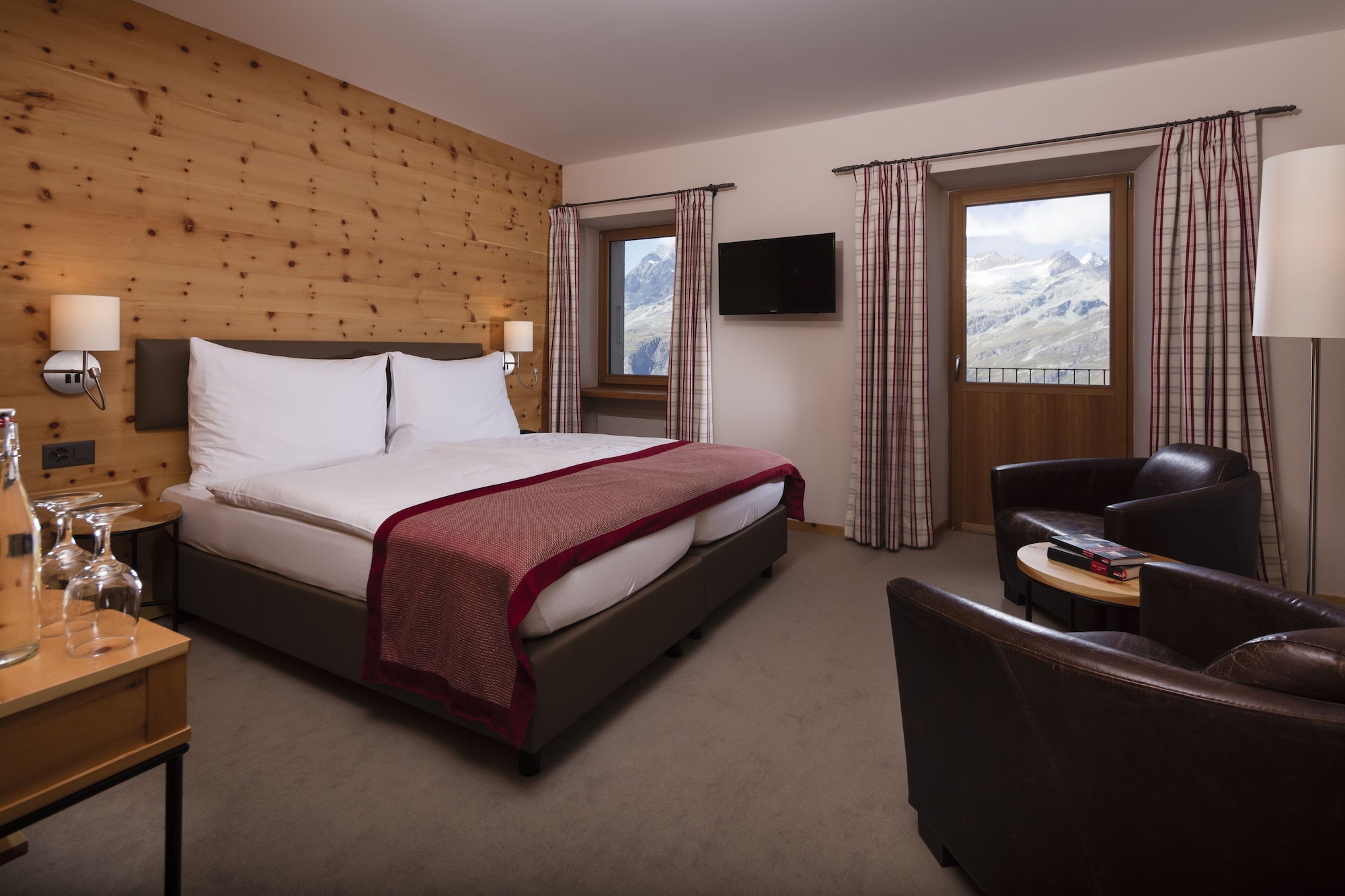 MATTERHORN, JUNIOR SUITE, MOUNTAIN VIEW, BALCONY