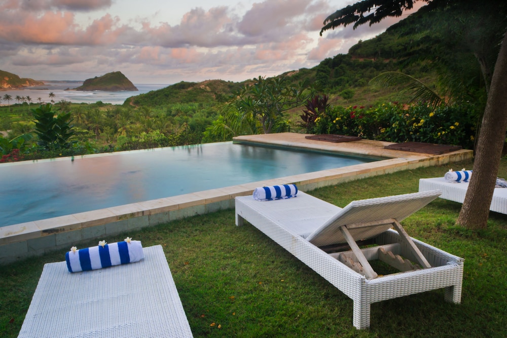 Blue Monkey Villas 20/34