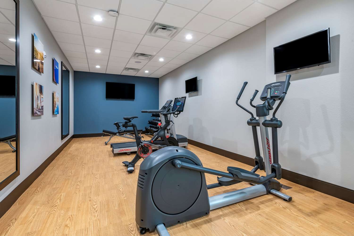 Comfort Suites Gainesville Near University 15/29