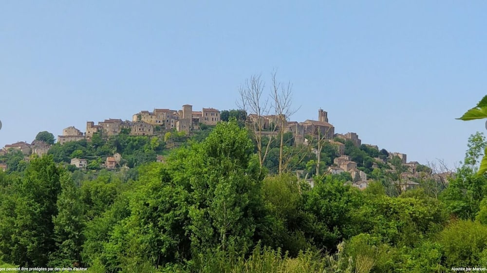 HOTEL LA METAIRIE 65/72