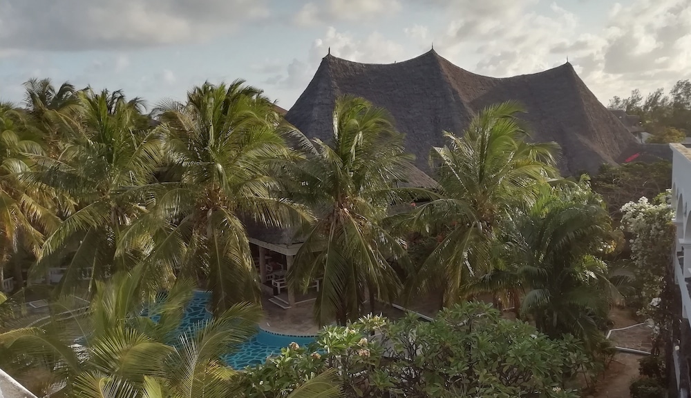 Aquarius Club International Resort - All Inclusive 33/40