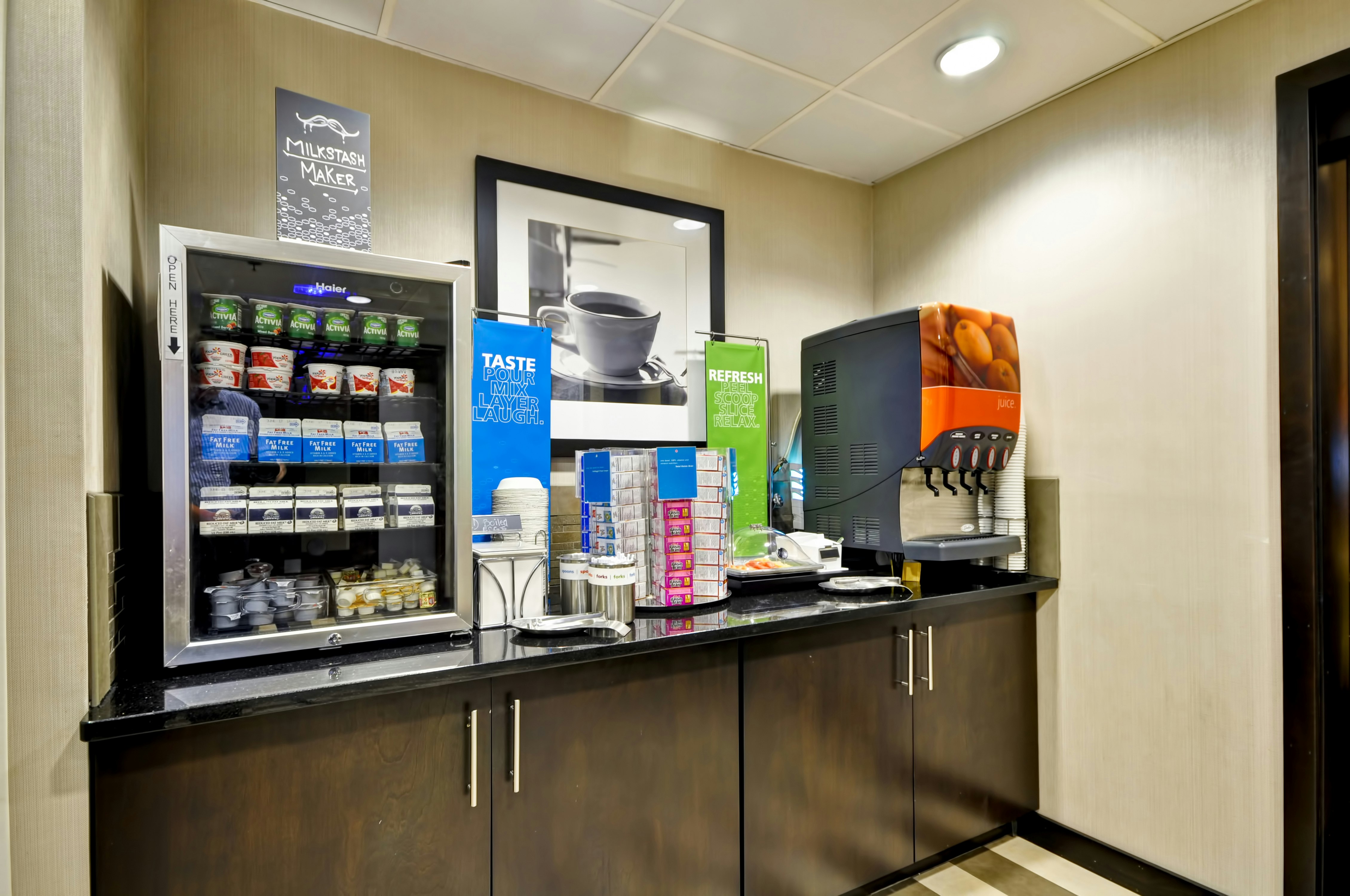 Hampton Inn Kansas City Overland Park 26/76