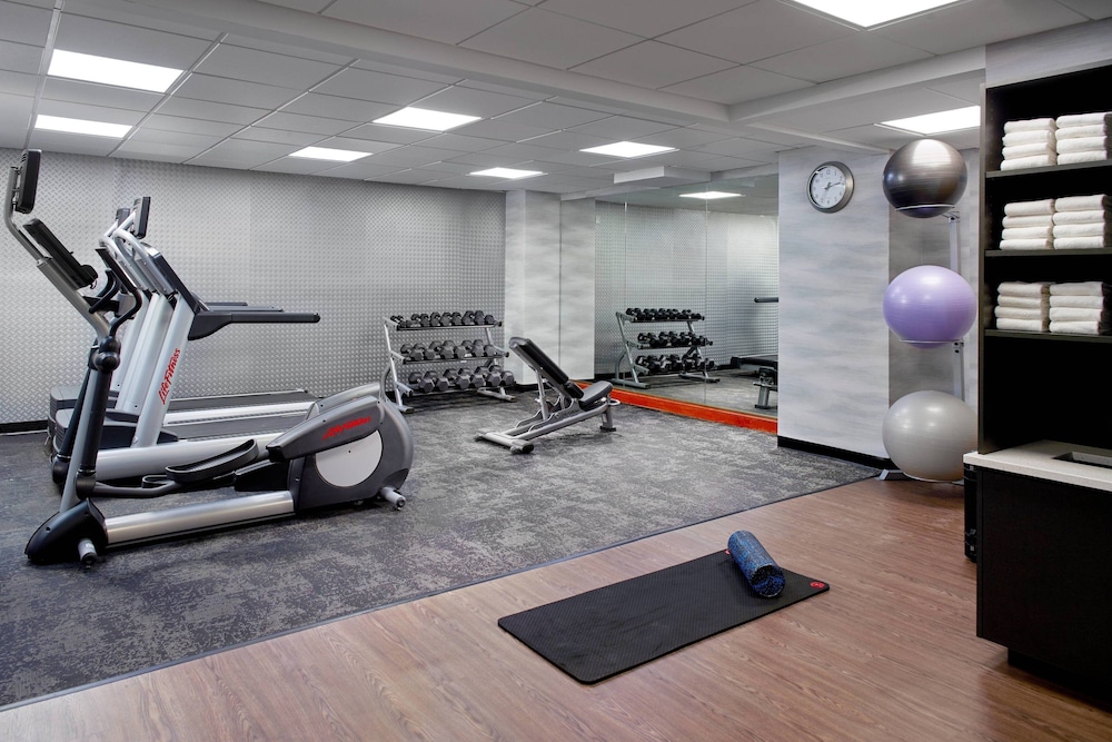 Fairfield Inn Suites By Marriott Asheville South Biltmore 12/19