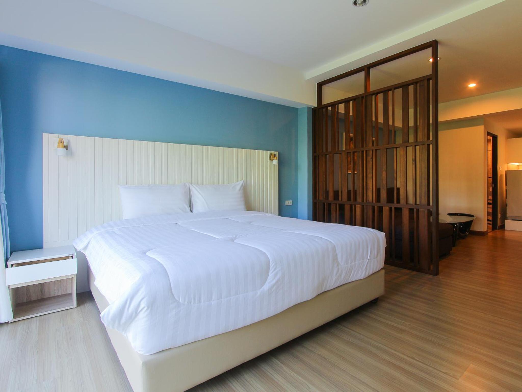 غرفة قياسية بسرير مزدوج وسريرين منفصلين، Phudara City View Huahin 2/2