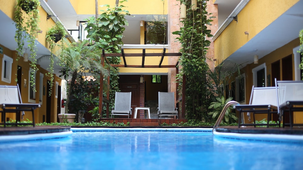 Las Golondrinas in PLAYA DEL CARMEN