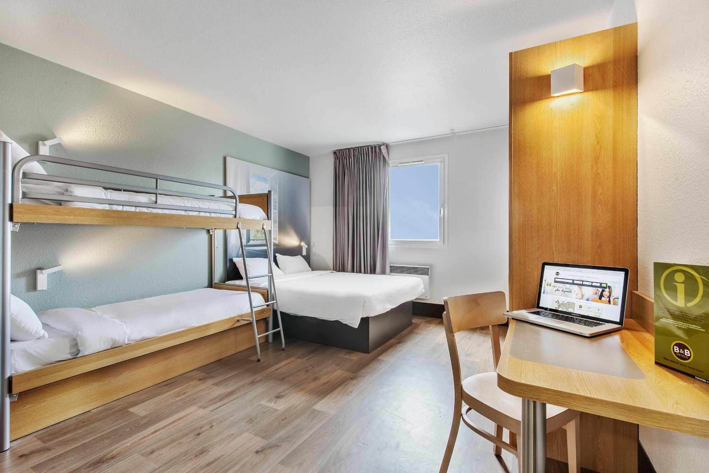 Quadruple room