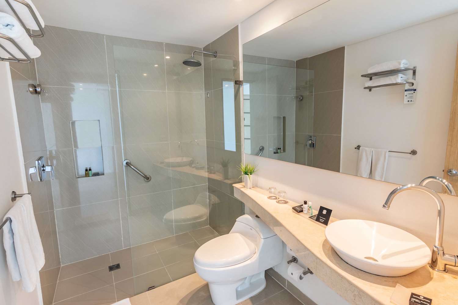 غرفة بسريرين مزدوجين، Sonesta Hotel Cartagena 8/10