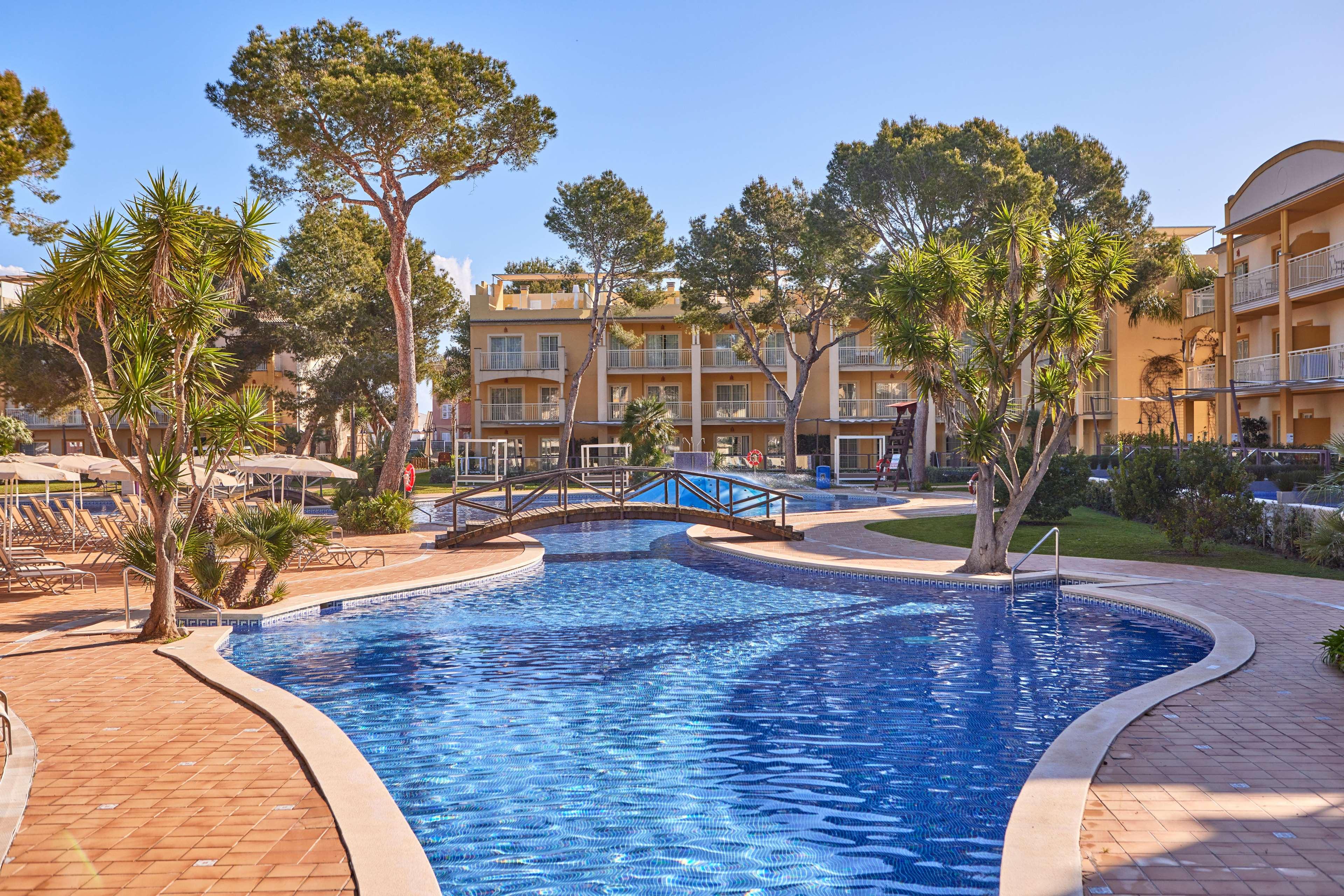 Zafiro Mallorca and Spa 53/62