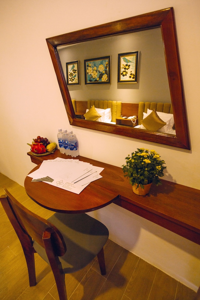 Gardenia Hue Hotel 55/64