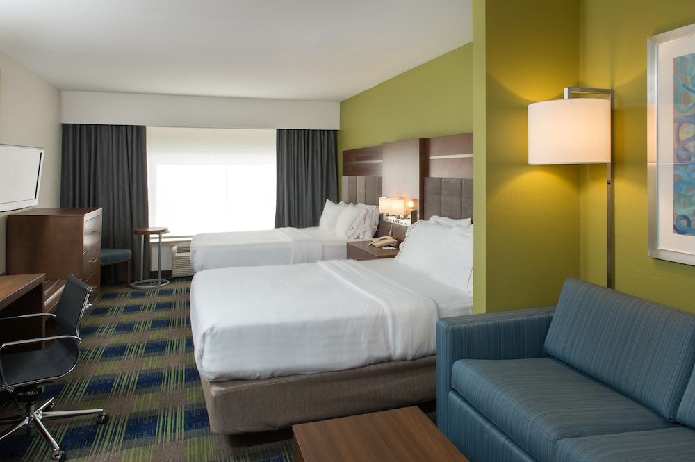Holiday Inn Express Hotel And Suites Clifton Park 15/55