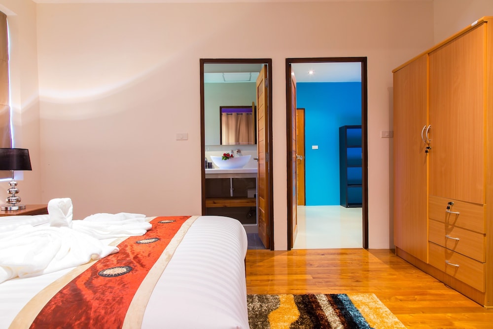 Tropica Villa Resort 6/16