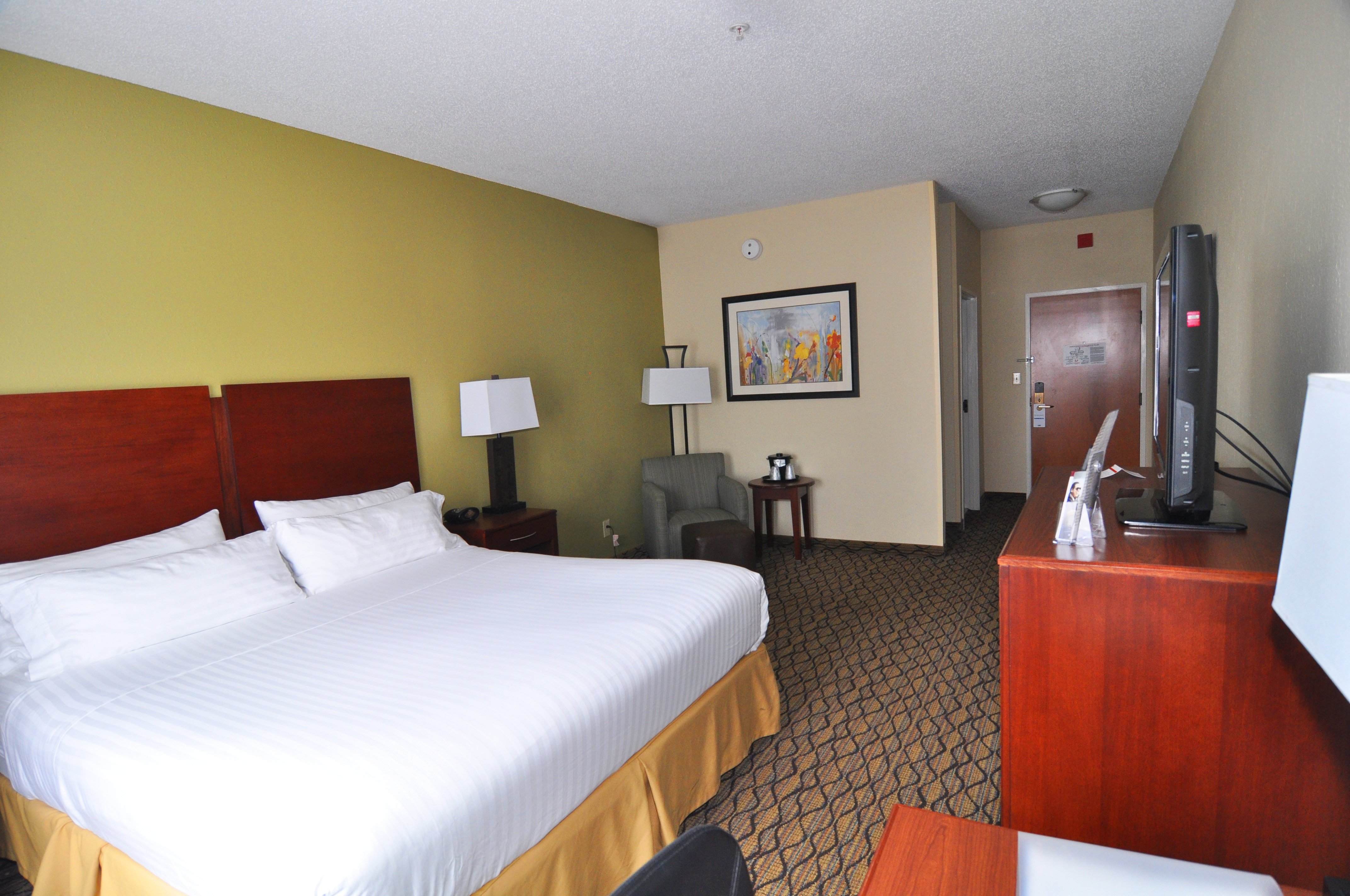 Holiday Inn Express Hotel And Suites Lancaster 22/72