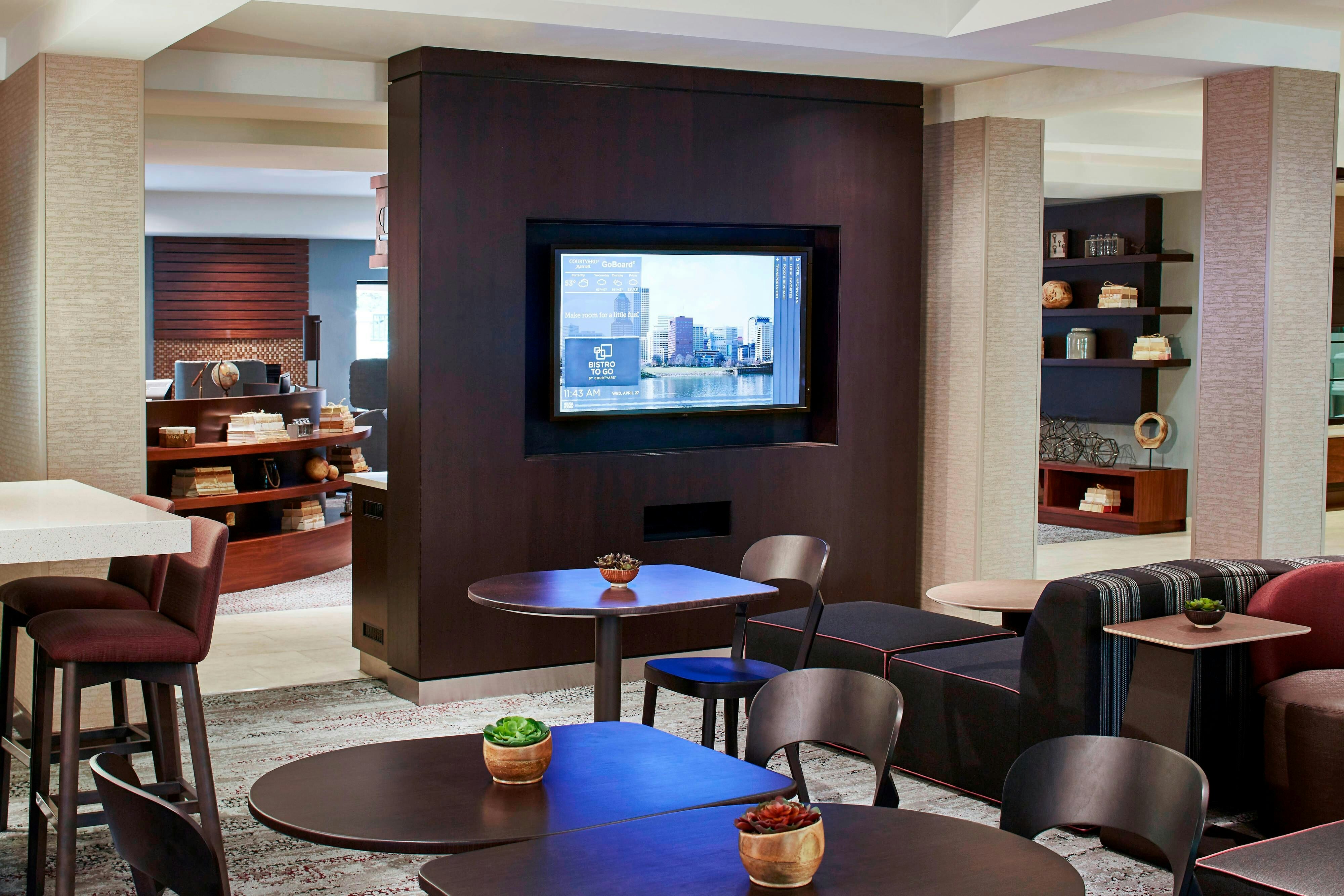 Courtyard By Marriott Portland Southeast Clackamas 18/19