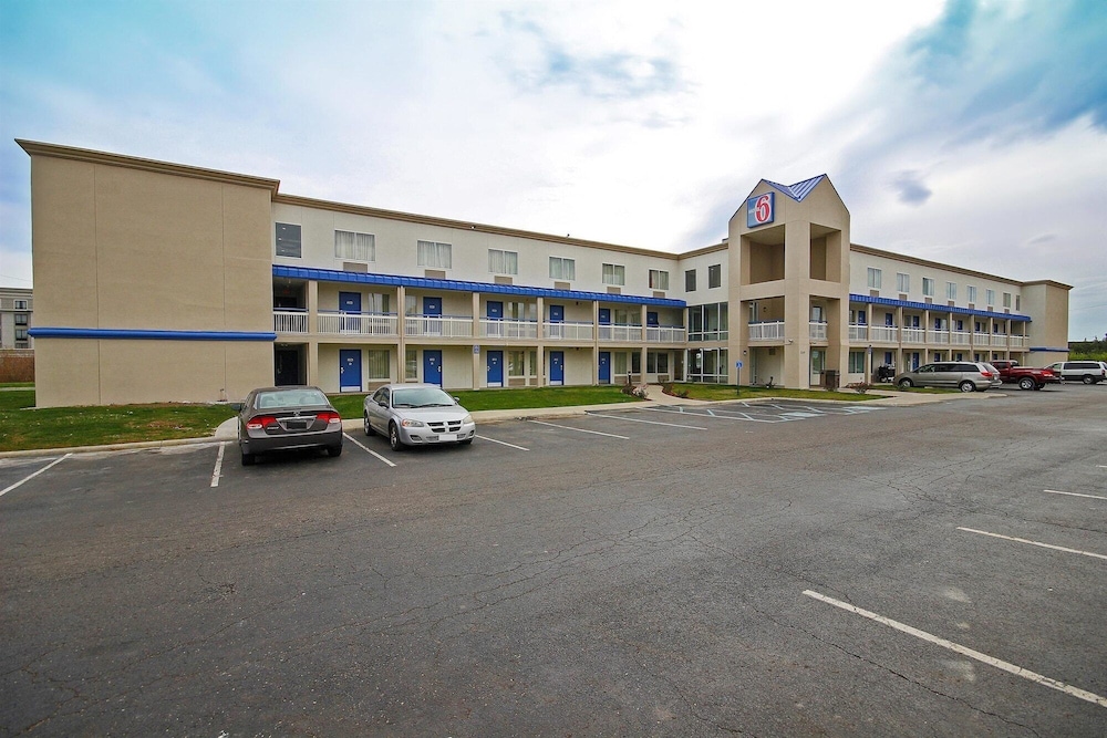 Motel6 Columbus, OH - West 47/58