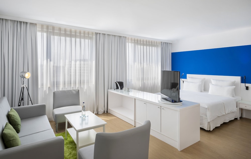 Hotel Frankfurt Messe Affiliated By Melia 27/73