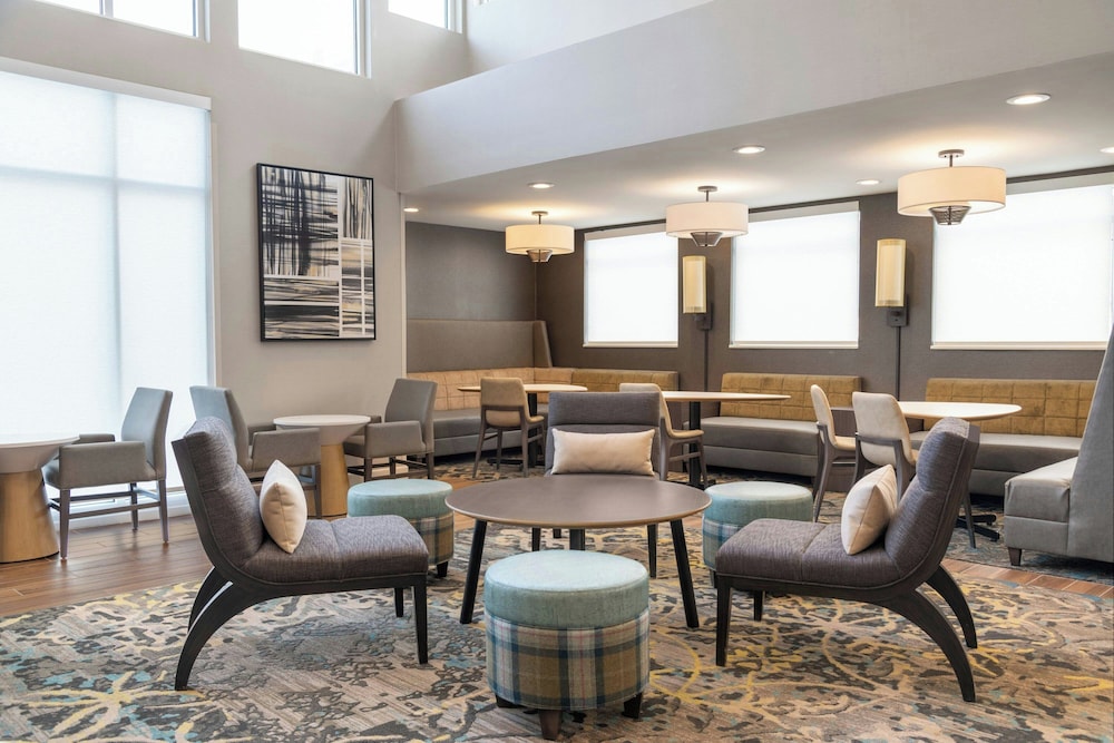 Residence Inn By Marriott Detroit Dearborn 14/33