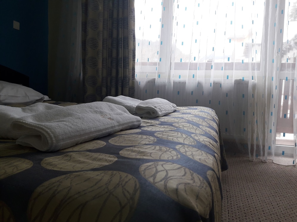 Hotel Iri 17/63
