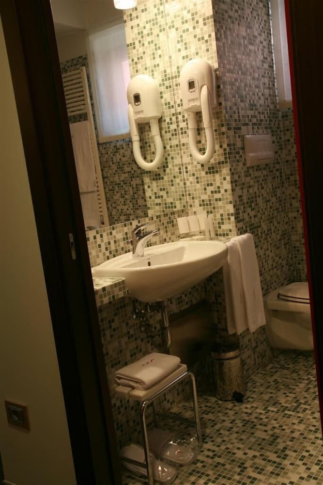 Hotel Don Guglielmo 12/50