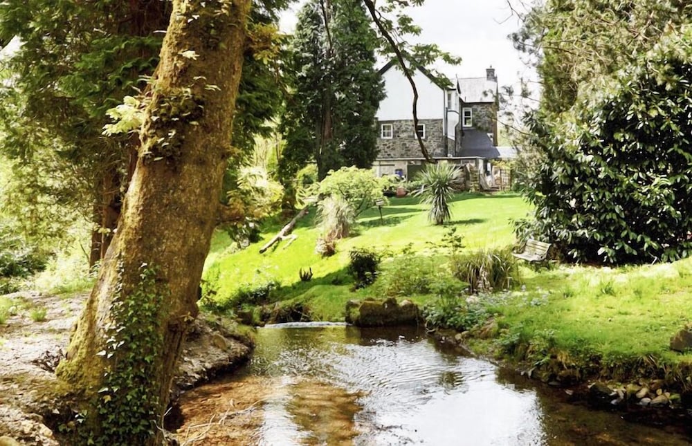 Afon Rhaiadr Country House 41/50