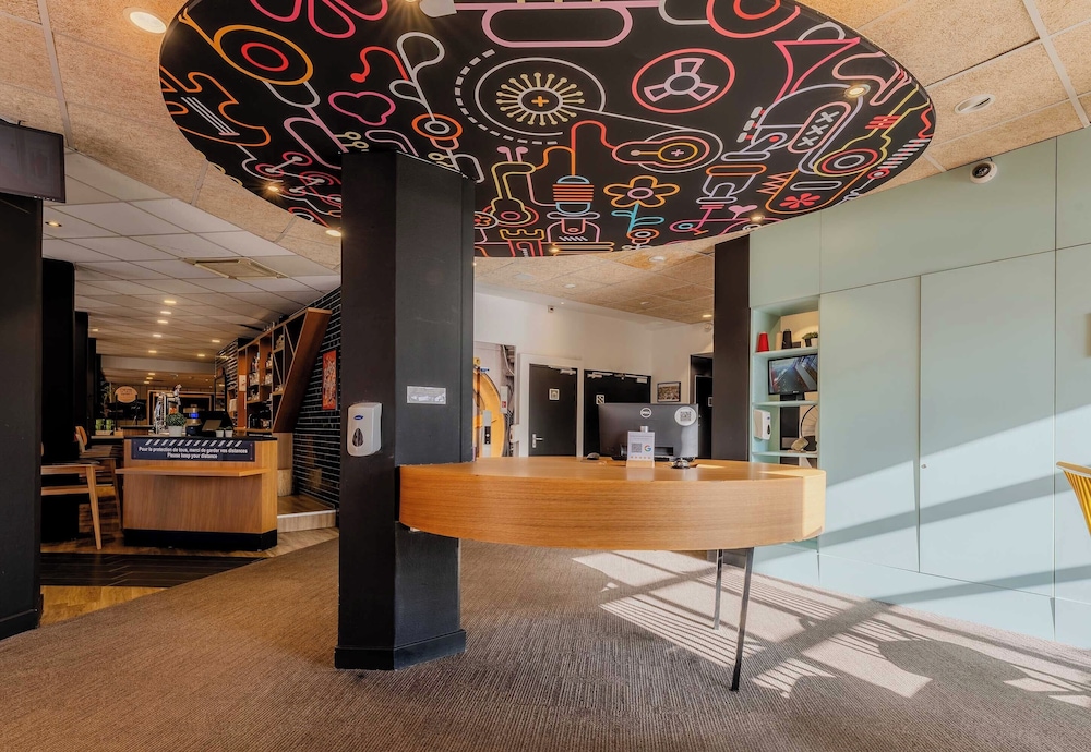 lobby