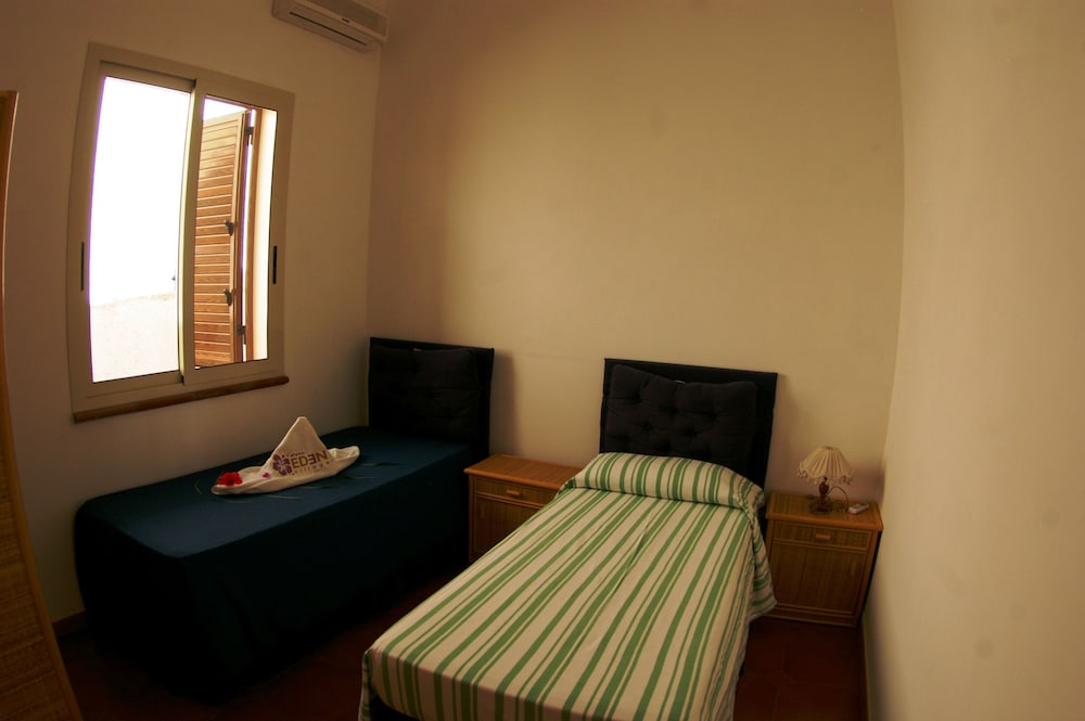 Hotel Village Eden 35/71