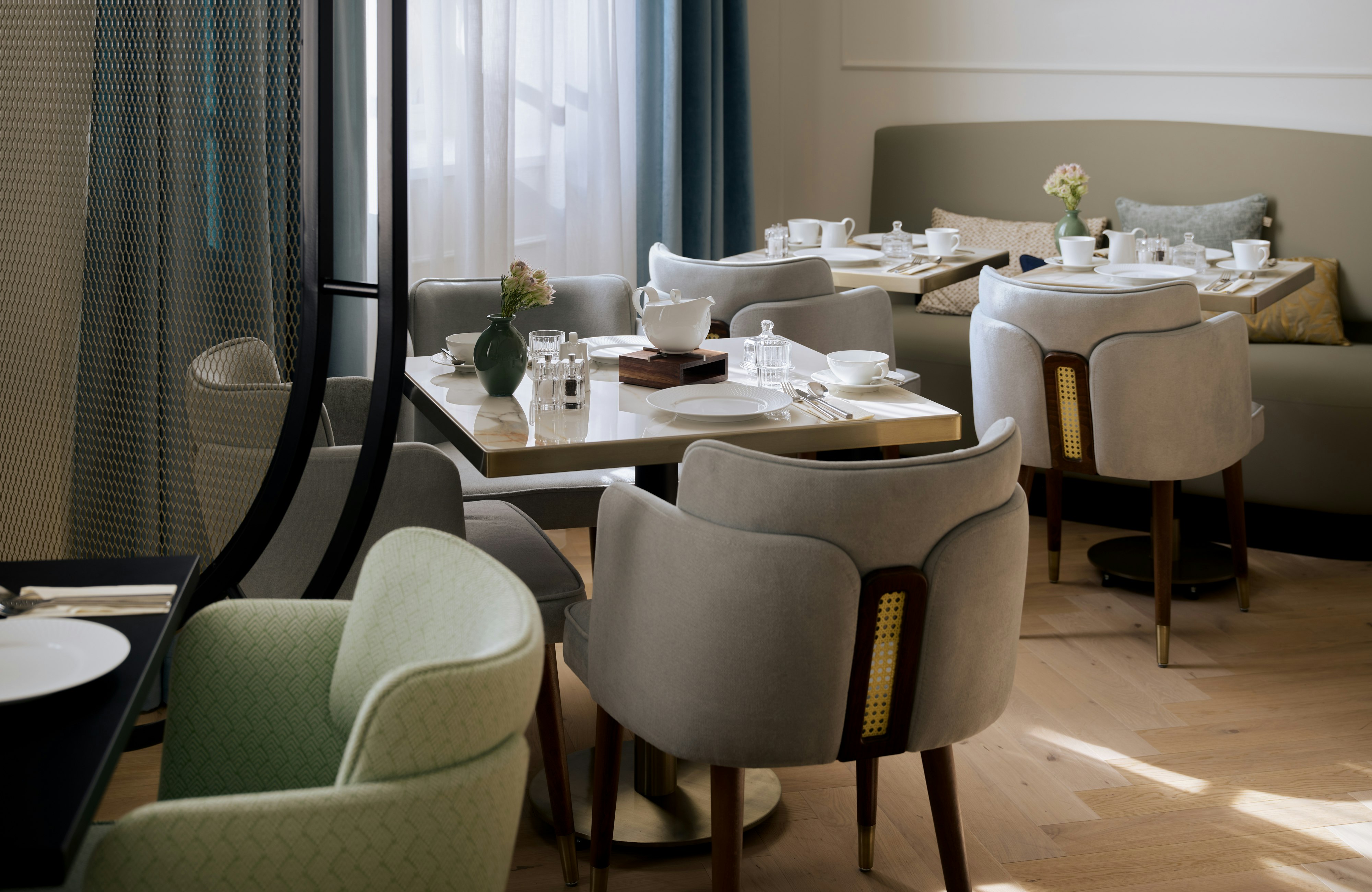 Radisson Blu Badischer Hof Hotel 43/50