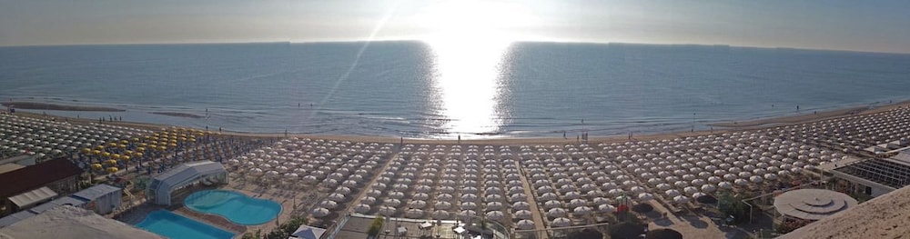 HOTEL BENINI 41/48