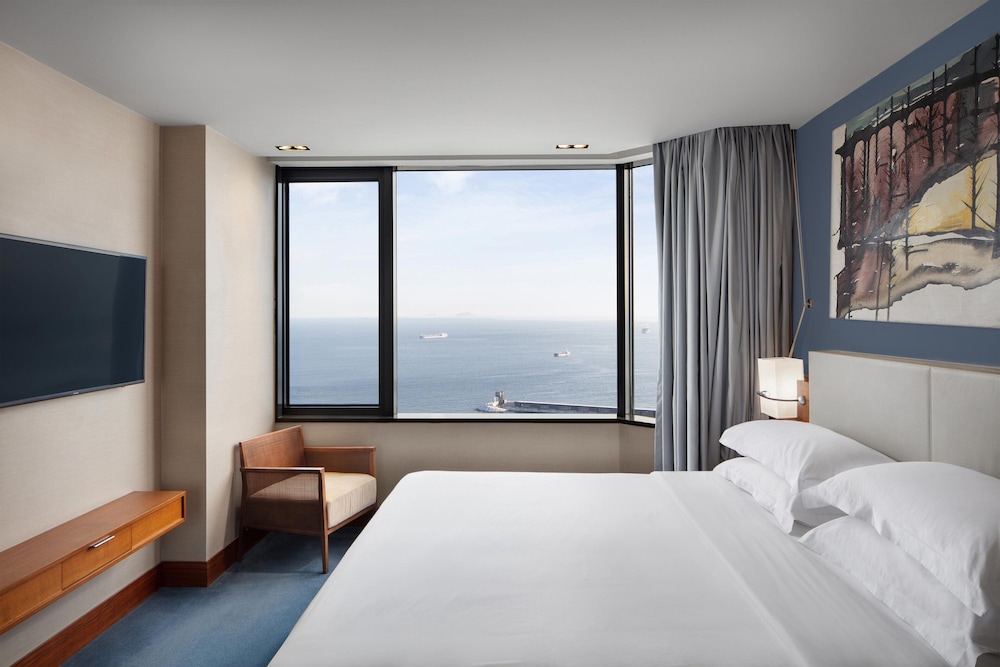 Sheraton Istanbul Atakoy Hotel 15/77