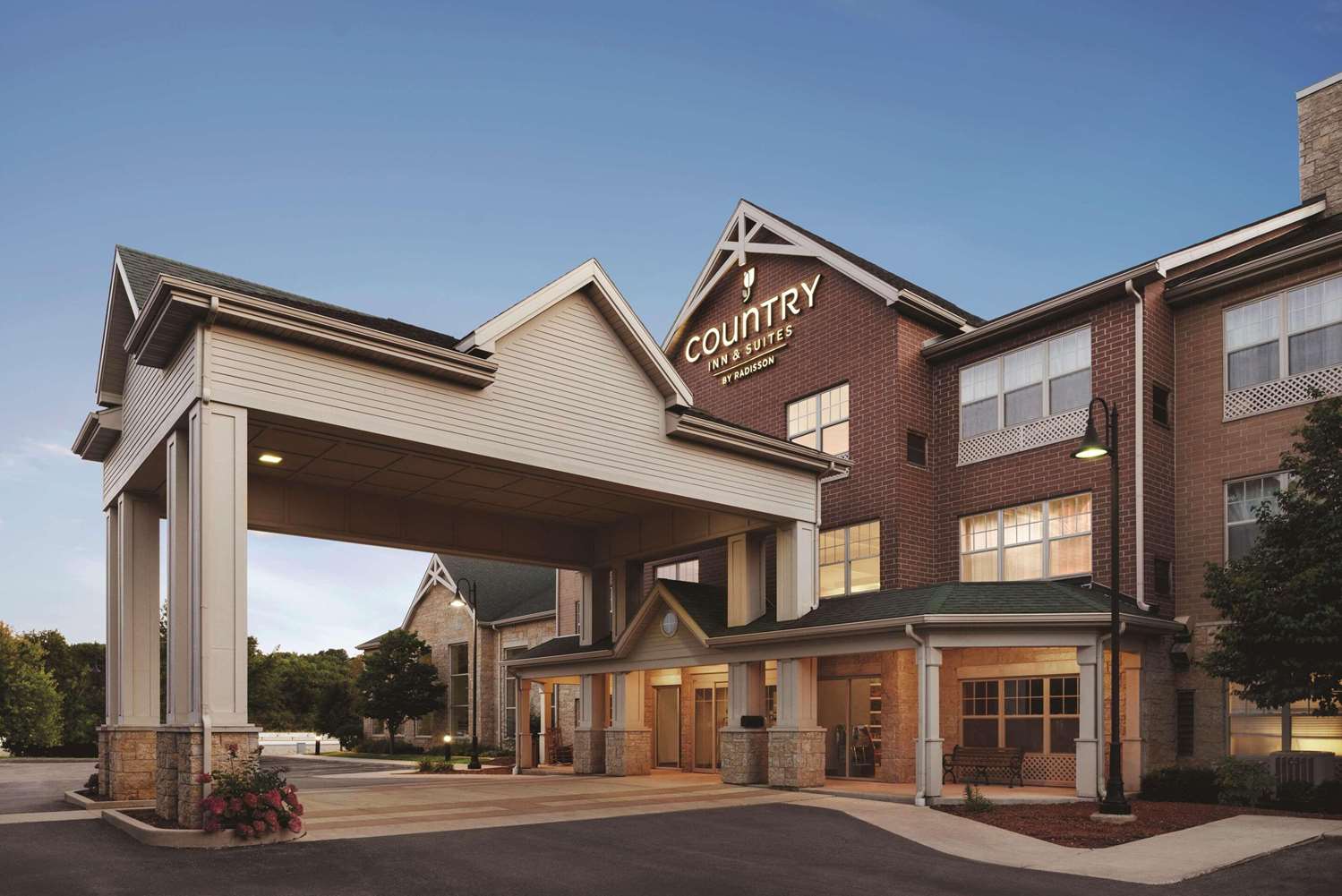 Country Inn & Suites by Radisson, Madison Southwest, WI 3/22