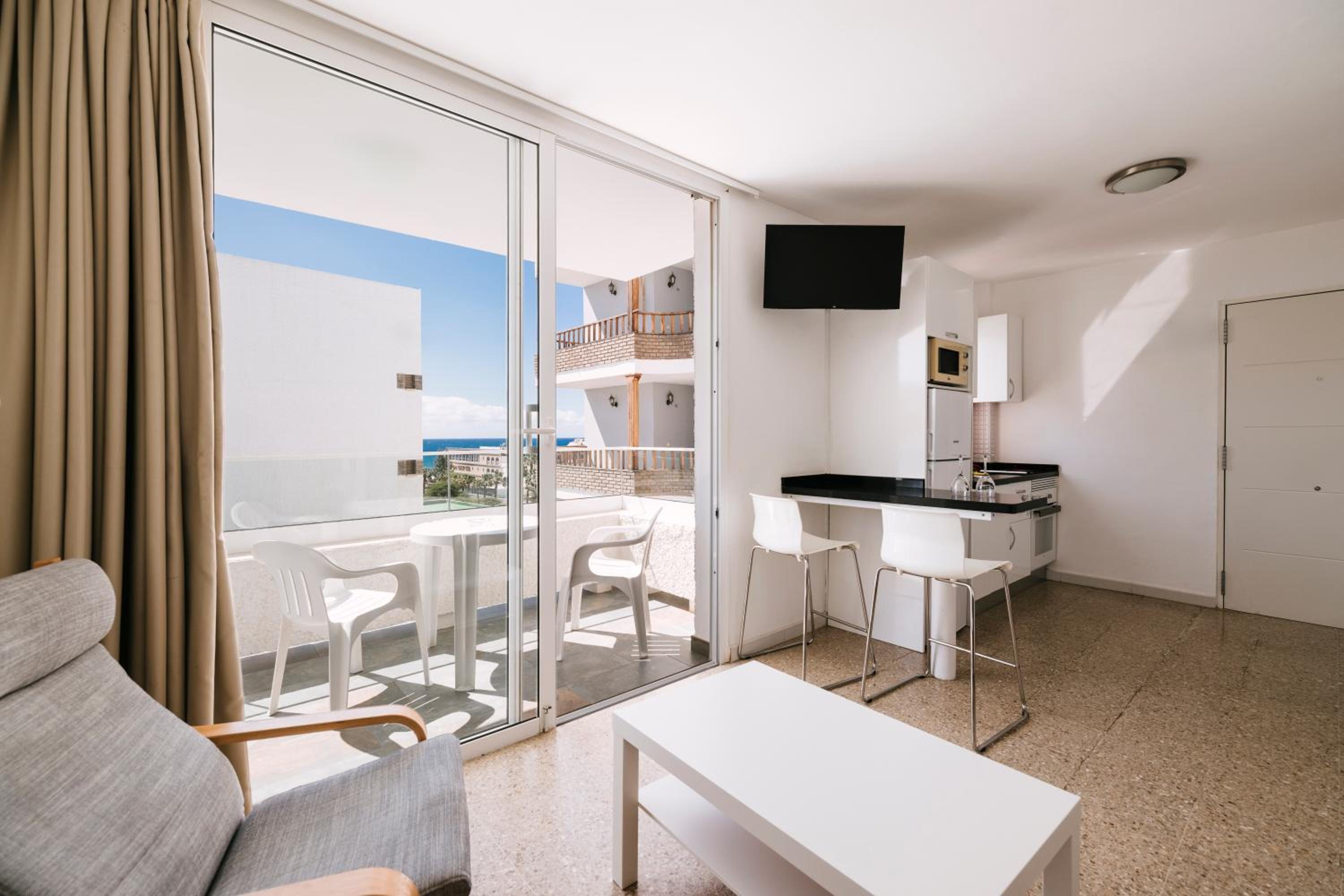 Apartamentos LIVVO Tarahal 49/88