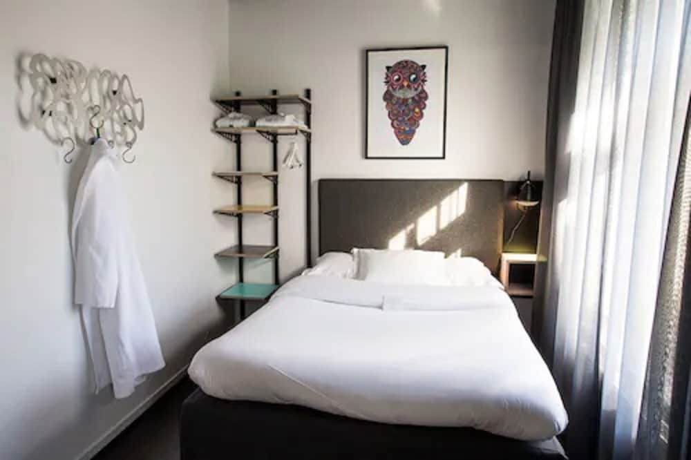 Hotel Flora 13/50
