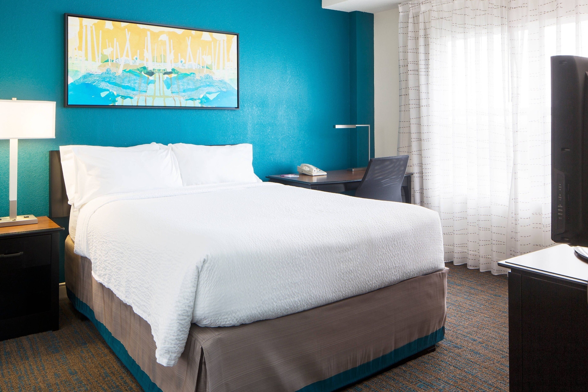 1 Bedroom, Deluxe, Suite, Queen Bed, Sofa
