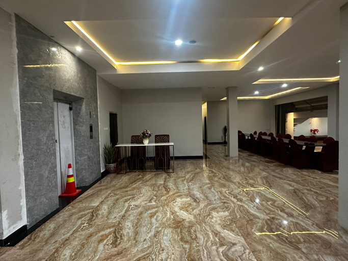 Grands Orchid Hotel 10/11