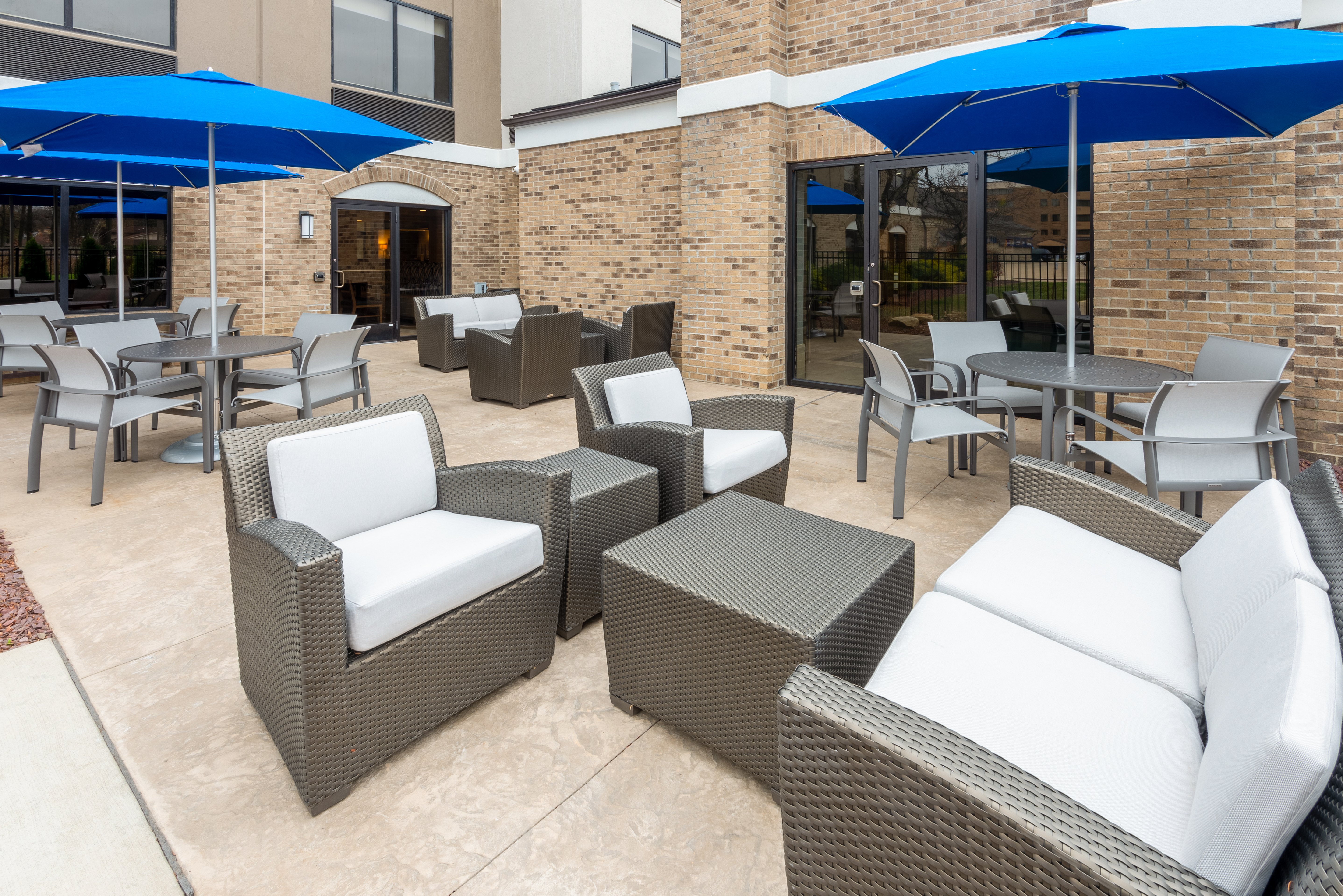 Holiday Inn Express Hotel Suites Wadsworth 45/70