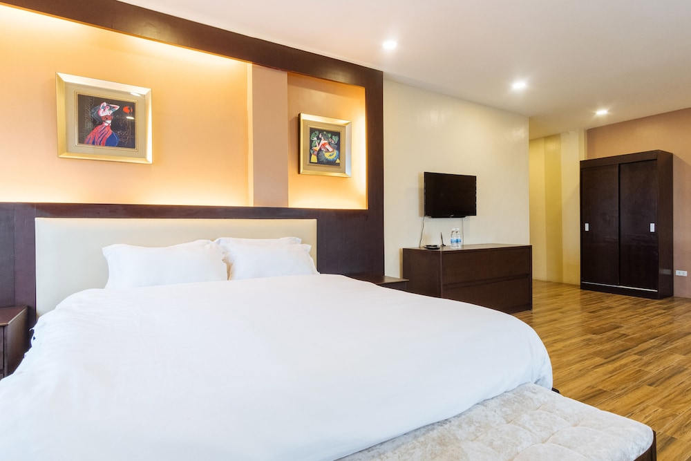 North Pointe Residences Manila 12/50