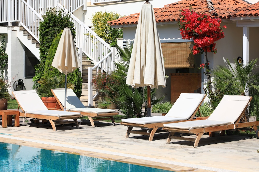 Sah Hotel 24/25